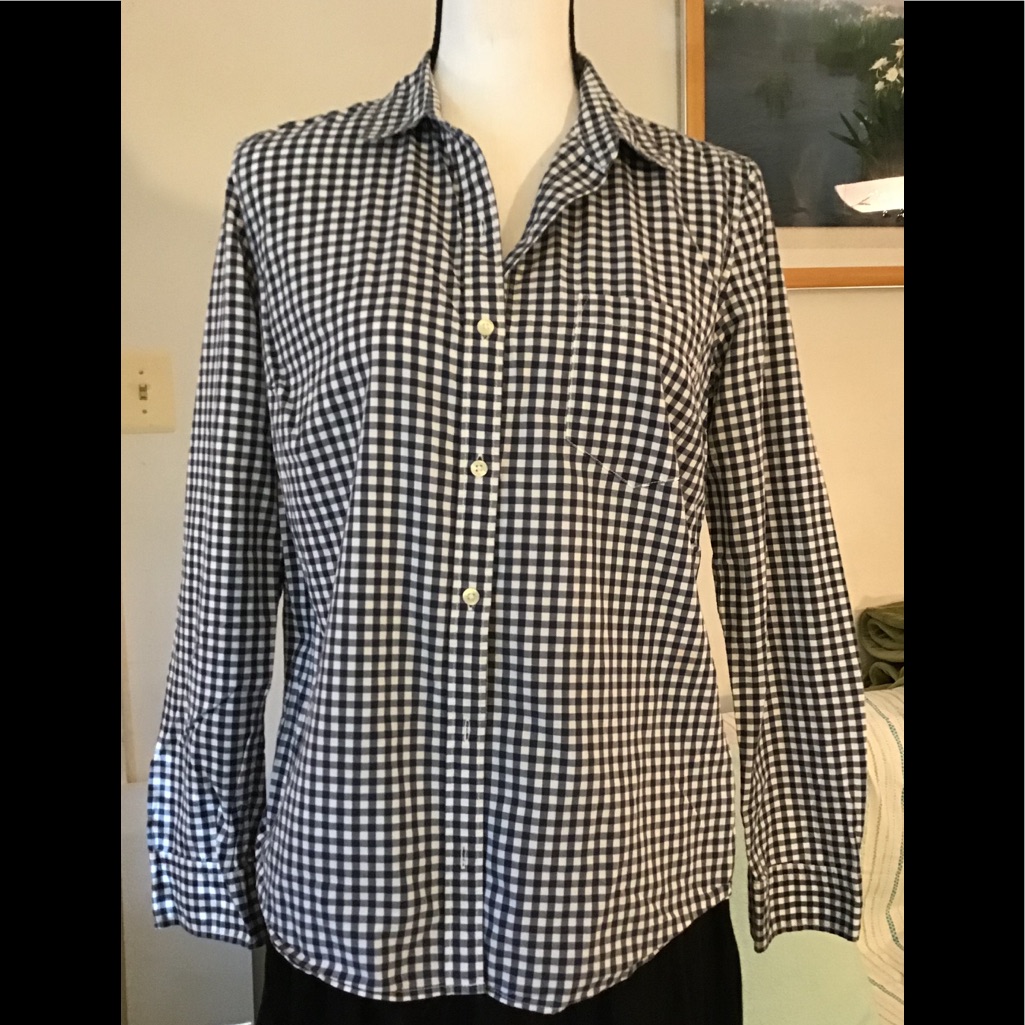Gap Shirt Button Down. M